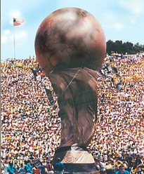 globe parade balloons